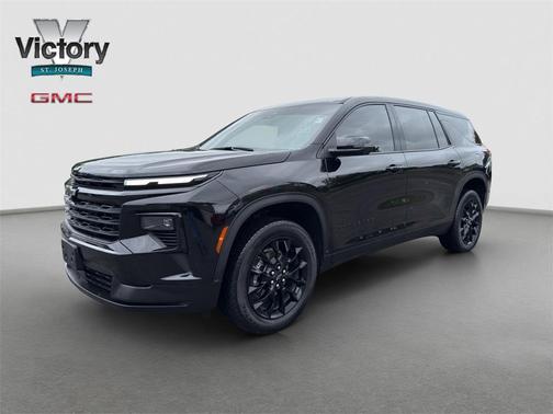 2024 Chevrolet Traverse LS