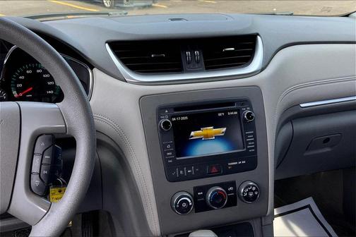 2016 Chevrolet Traverse LS
