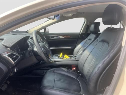 2015 Lincoln MKZ Hybrid Base