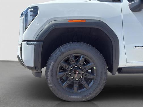 2026 GMC Sierra 2500 AT4