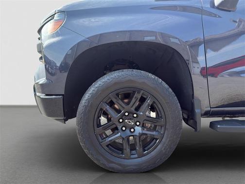 2022 Chevrolet Silverado 1500 Custom Trail Boss