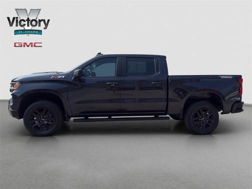 2022 Chevrolet Silverado 1500 Custom Trail Boss