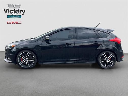 2017 Ford Focus ST Base
