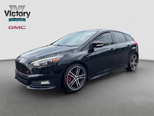 2017 Ford Focus ST Base