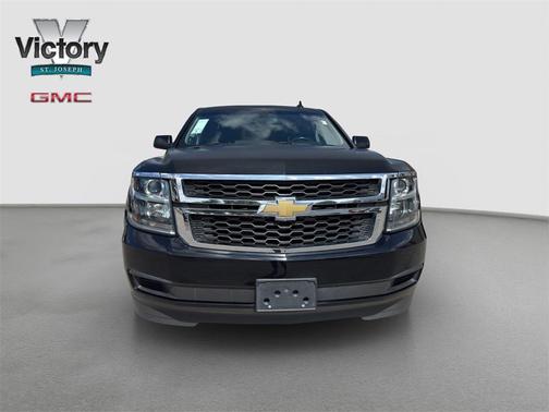 2017 Chevrolet Suburban LS
