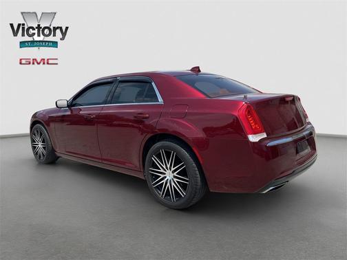 2016 Chrysler 300 Limited