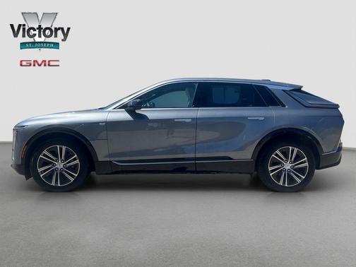 2023 Cadillac LYRIQ Luxury