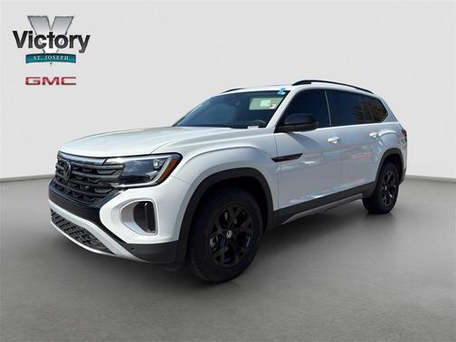 2024 Volkswagen Atlas 2.0T Peak Edition SE w/Technology
