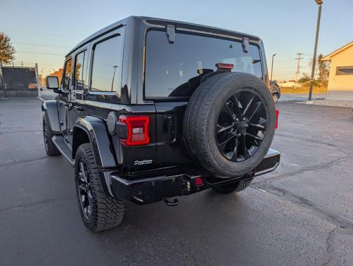 2020 Jeep Wrangler Unlimited Sahara High Altitude