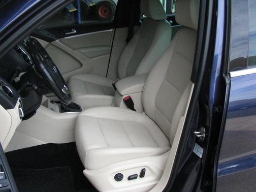 2016 Volkswagen Tiguan R-Line
