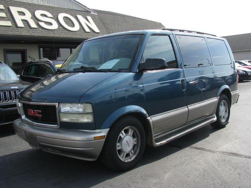 2003 GMC Safari Base