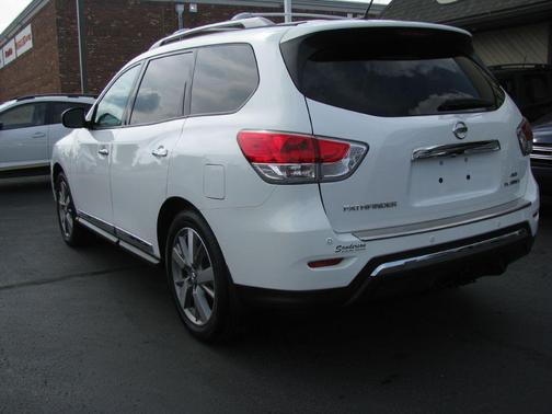 2014 Nissan Pathfinder Platinum