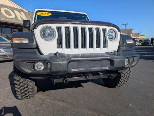 2019 Jeep Wrangler Sport