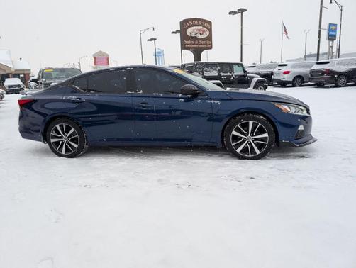 2020 Nissan Altima 2.5 SR