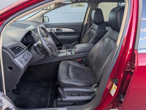 2015 Lincoln MKX Base