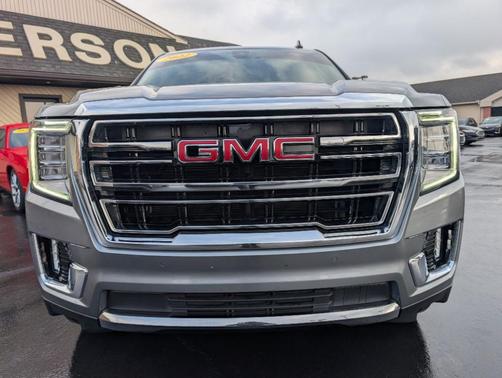 2022 GMC Yukon SLT