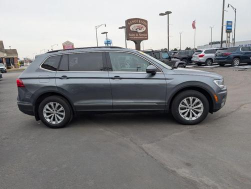 2018 Volkswagen Tiguan 2.0T SE