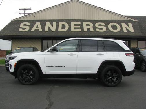 2023 Jeep Grand Cherokee Altitude