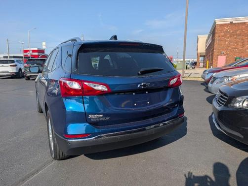 Blue 2021 Chevrolet Equinox 1LT