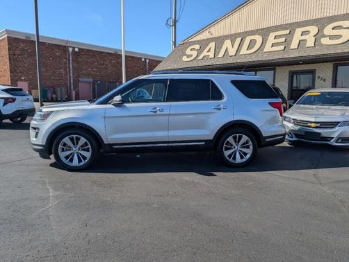 Silver 2018 Ford Explorer Limited