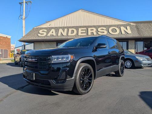 2023 GMC Acadia SLE