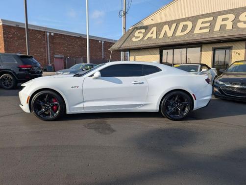 2024 Chevrolet Camaro LT1