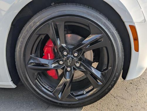2024 Chevrolet Camaro LT1