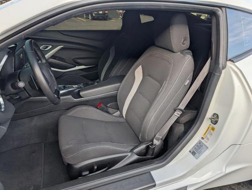 2024 Chevrolet Camaro LT1