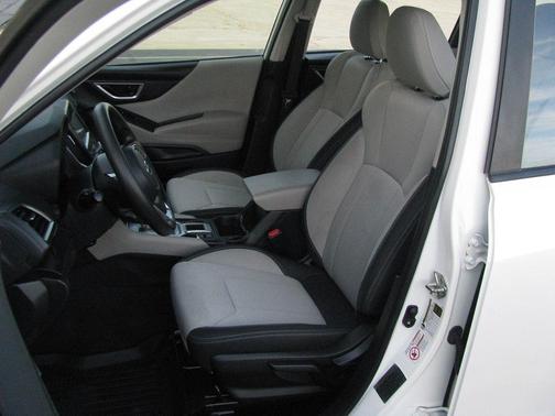 2020 Subaru Forester Base