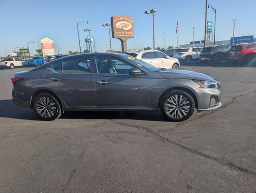 Gun Metallic 2025 Nissan Altima SV