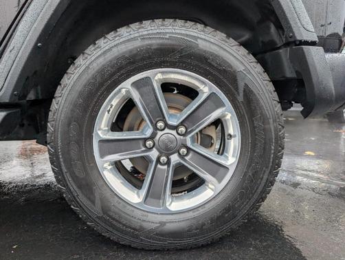 2022 Jeep Wrangler Unlimited Sahara