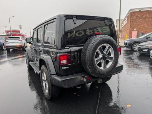 2022 Jeep Wrangler Unlimited Sahara