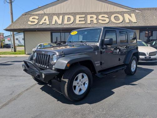 Gray 2016 Jeep Wrangler Unlimited Sport