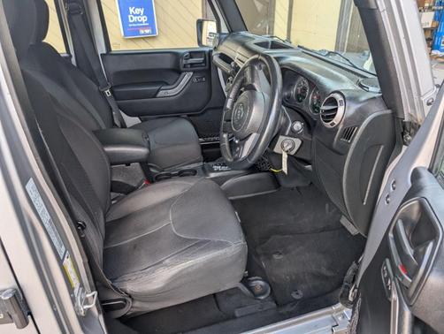 2015 Jeep Wrangler Unlimited Sport RHD