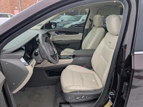 2021 Cadillac XT6 Premium Luxury FWD