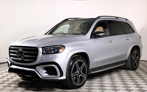 2025 Mercedes-Benz GLS 450 4MATIC
