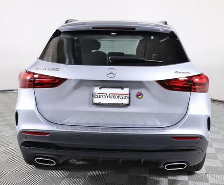 2025 Mercedes-Benz GLA 250 4MATIC