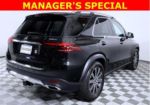 Obsidian Black Metallic 2026 Mercedes-Benz GLE 350 4MATIC