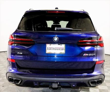 2025 BMW X5 M60i