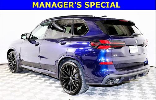 2025 BMW X5 M60i