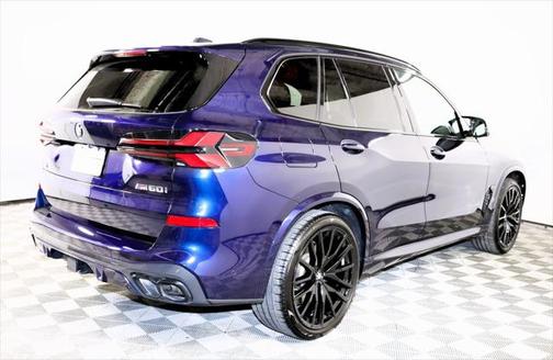 2025 BMW X5 M60i
