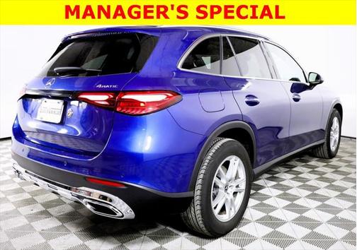 2025 Mercedes-Benz GLC 300 4MATIC