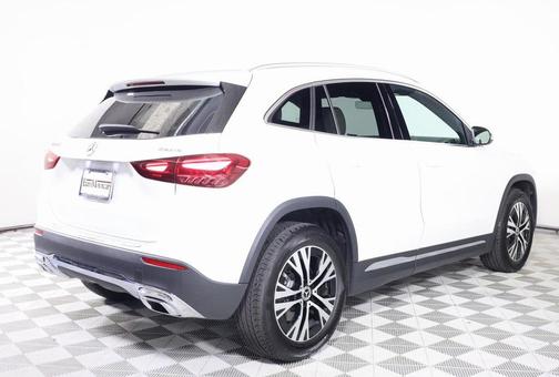 2025 Mercedes-Benz GLA 250 4MATIC
