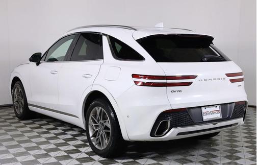 Uyuni White 2022 Genesis GV70 2.5T AWD