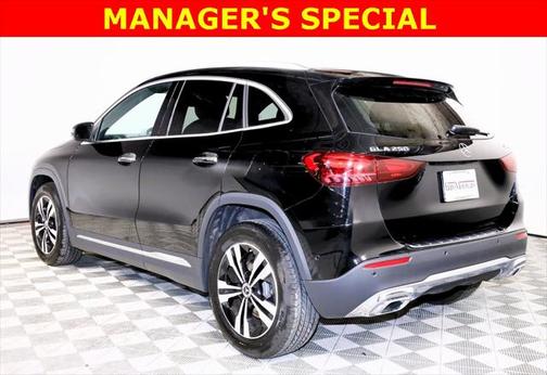 2025 Mercedes-Benz GLA 250 4MATIC