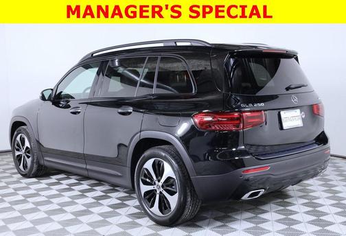 2025 Mercedes-Benz GLB 250 4MATIC