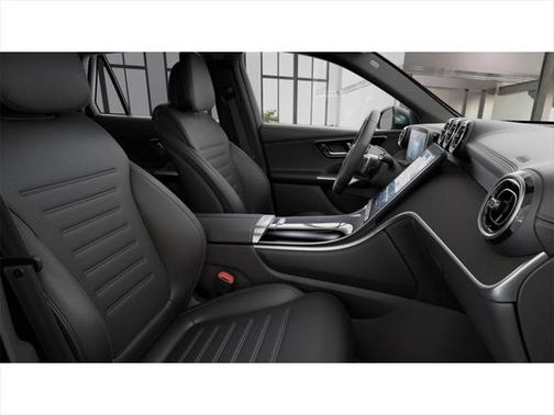2025 Mercedes-Benz GLC 350e Base