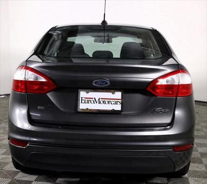 2015 Ford Fiesta SE
