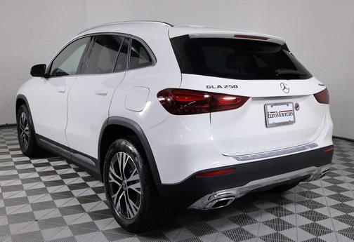 2025 Mercedes-Benz GLA 250 4MATIC