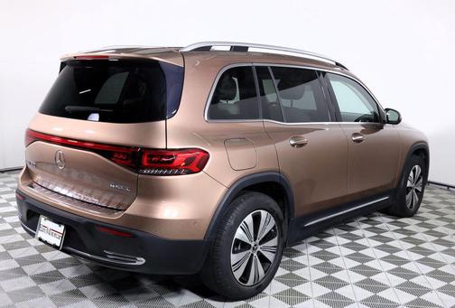 rosé gold 2023 Mercedes-Benz EQB 300 4MATIC